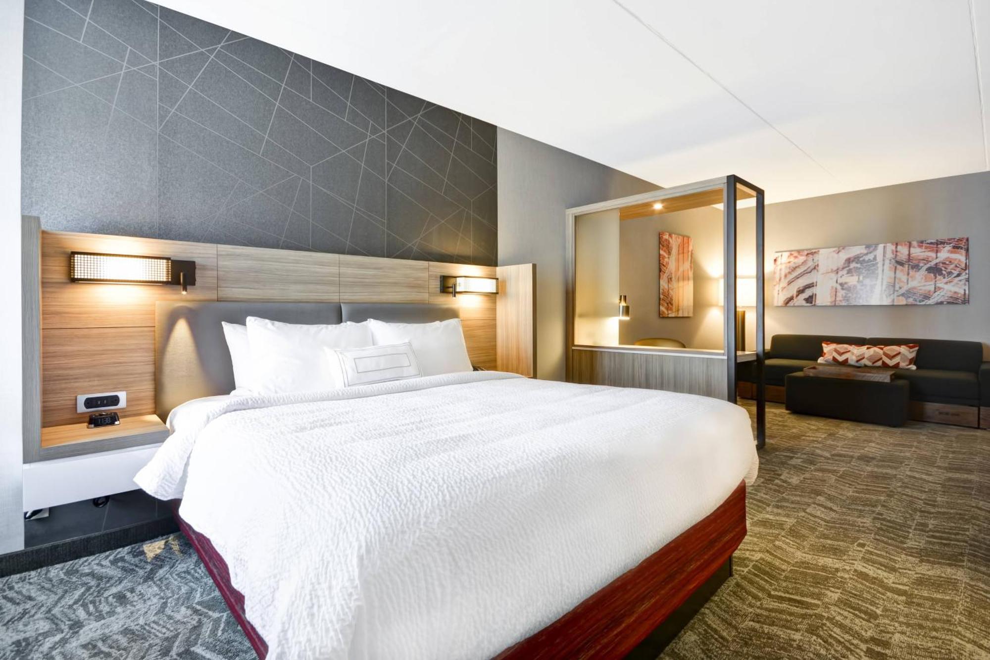 Springhill Suites By Marriott Cincinnati Blue Ash Extérieur photo